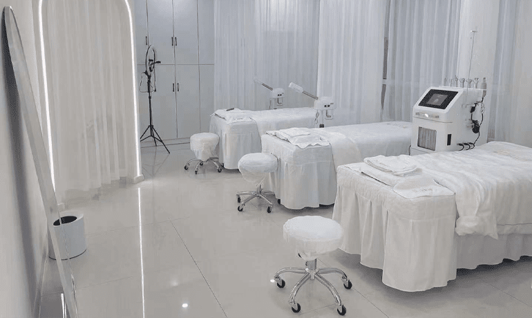 赤峰皮膚管理中心，煥發青春光彩，重塑健康美肌