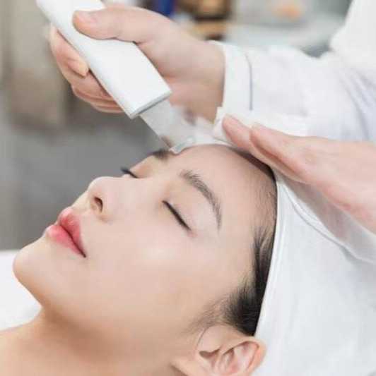 給臉「刷酸」，真的不是毀容嗎？