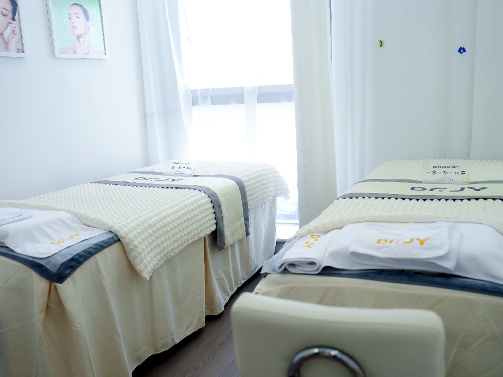 加盟DR.JY美膚定制，都有哪些優(yōu)勢？