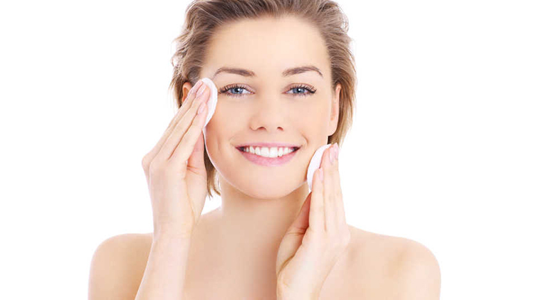 怎樣有效去除黑頭？都有哪些方法？