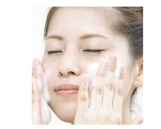 夏季皮膚總是愛出油？看看原因是什么！