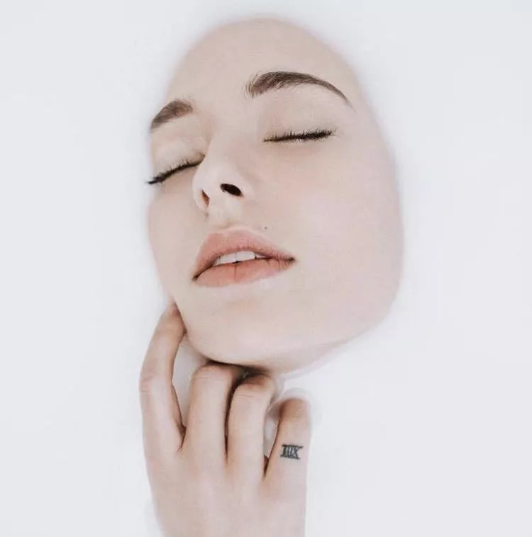 黃黑皮必看！輕松逆襲冷白皮的變美秘籍