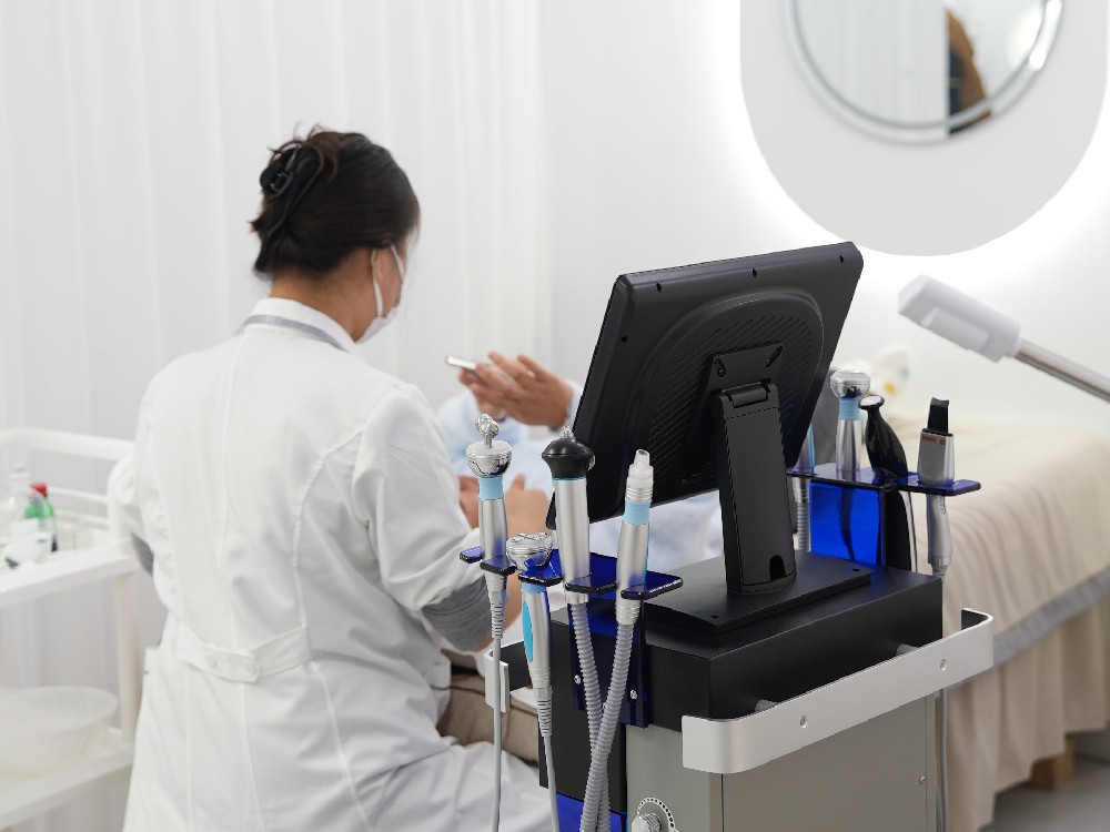 ?2025問題肌行業(yè)：趨勢(shì)重構(gòu)與藍(lán)海機(jī)會(huì)解析